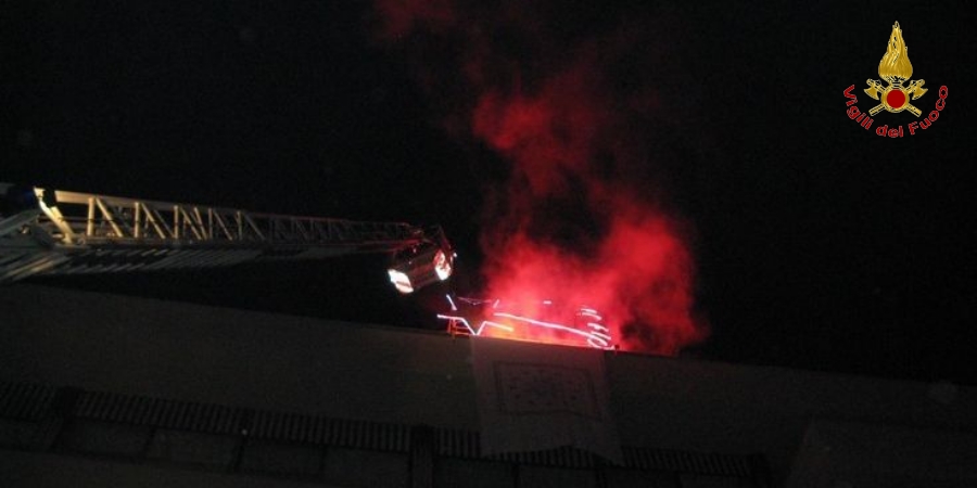 La Spezia, i Vigili del fuoco accendono la "Stella della solidarieta" tra le generazioni