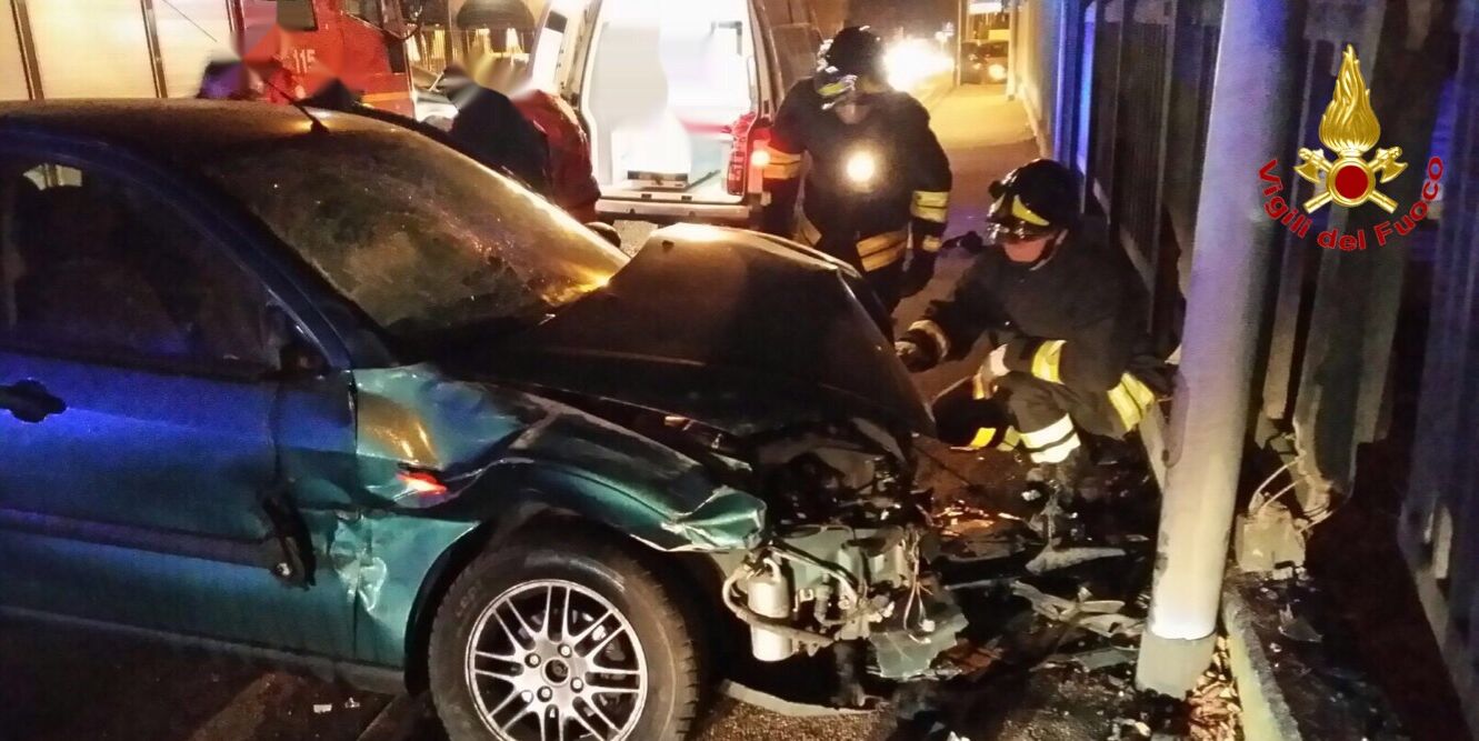 Varese, incidente stradale nel territorio del comune di Gemonio