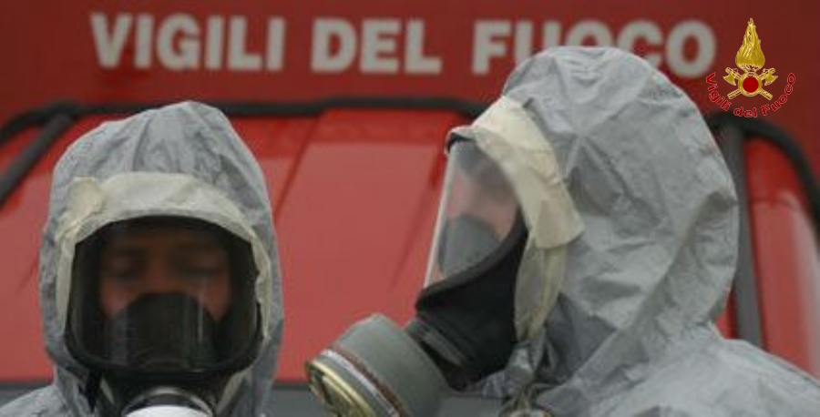 Crotone, intervento del cucleo NBCR in un appartamento saturo di monossido di carbonio. Salvate quattro persone