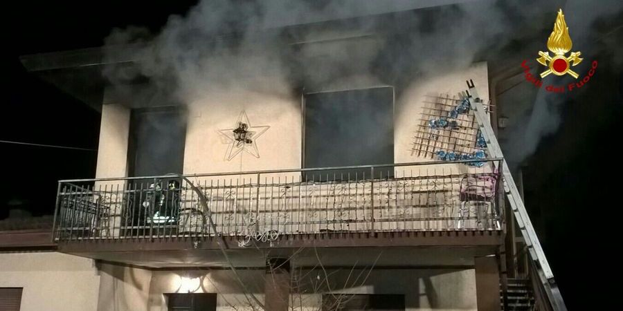 Padova, incendio in un appartamento: salvate 4 persone