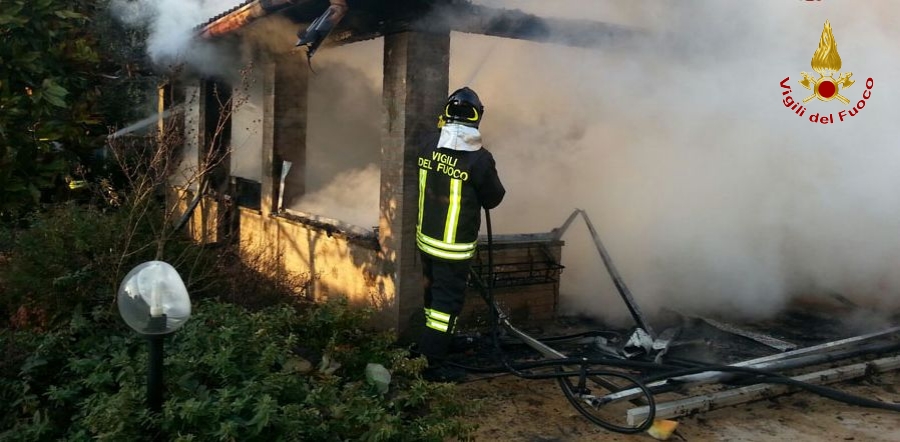 Padova, incendio di un sottoportico nel comune di Monselice