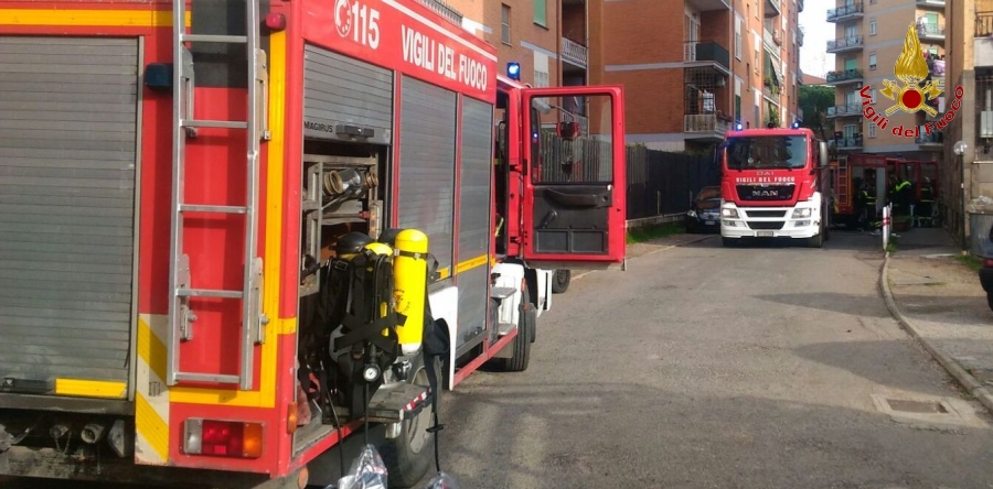 Roma, incendio appartamento nel quartiere Alessandrino-Centocelle