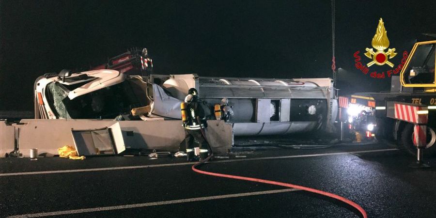 Milano, incidente stradale sulla A4