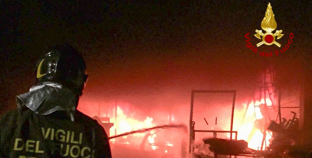 Campobasso, Incendio edificio adibito ad autorimessa privata nel Comune di Cercemaggiore