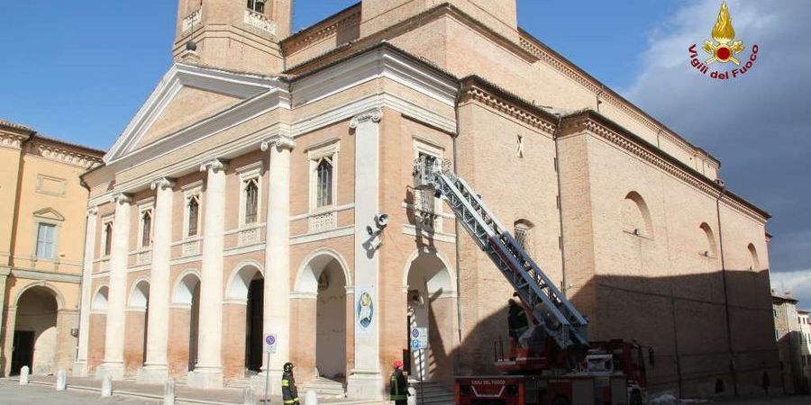 Macerata, messa in sicurezza del Duomo di Santa Maria a Camerino