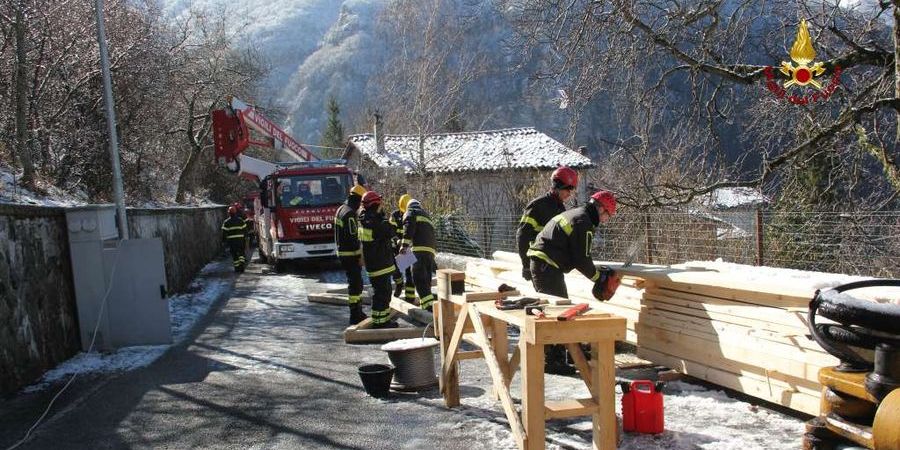 Macerata, messa in sicurezza abitazione adiacente alla strada tramite cerchiaggi