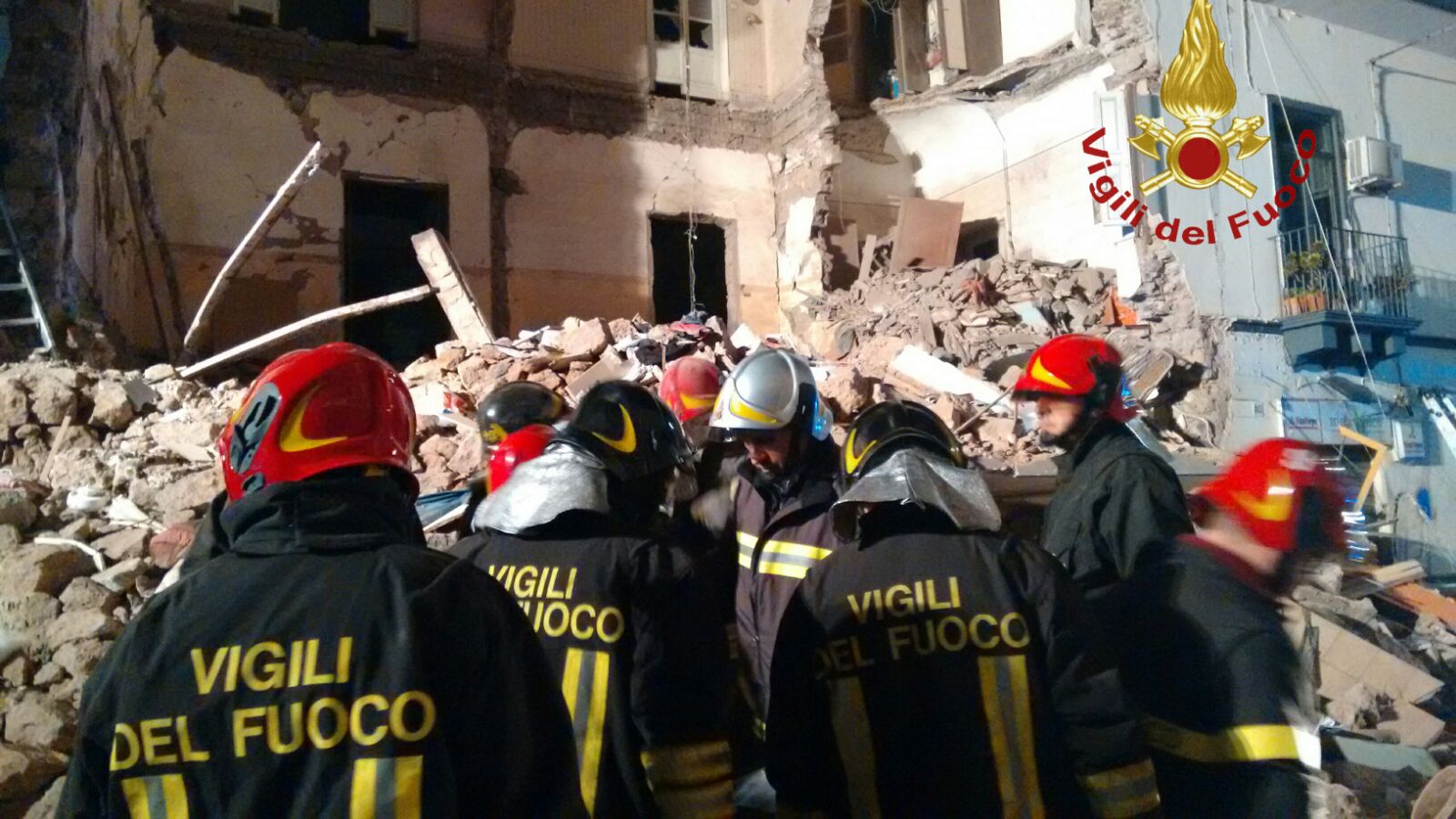 Catania, nella notte crolla una palazzina di tre piani
