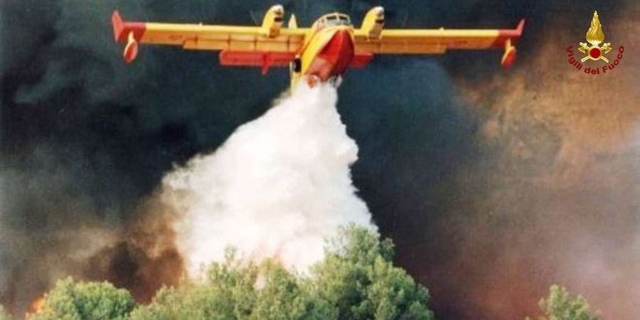 Genova, incendio sul Monte Zatta