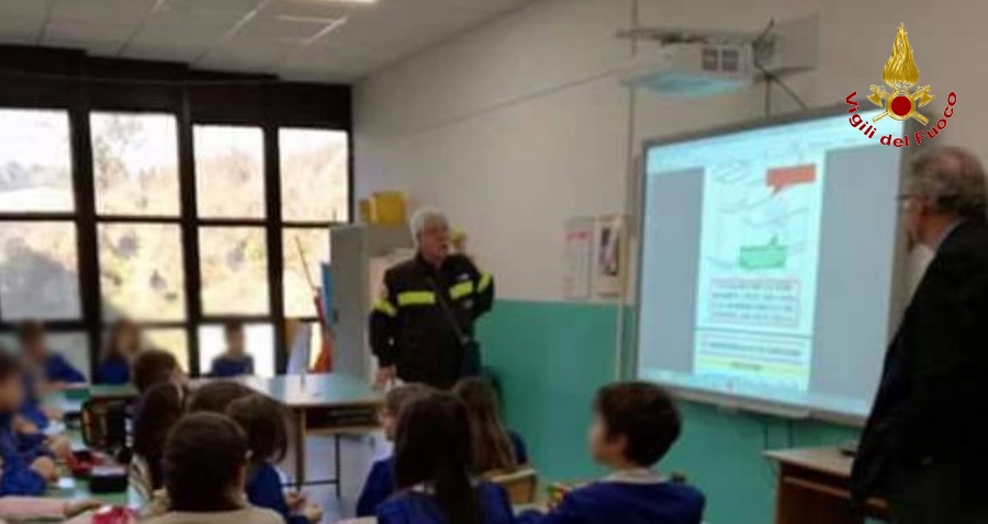 Catanzaro, ciclo di incontri con gli alunni delle scuole cittadine e della provincia