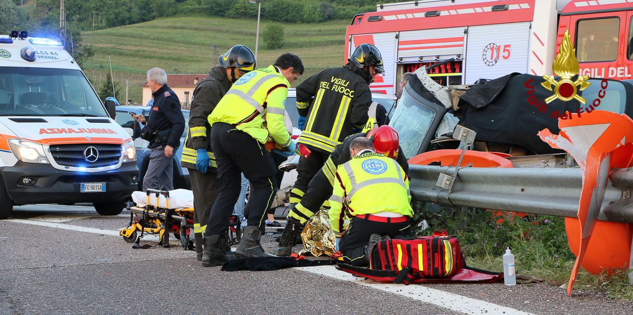 Vicenza, incidente stradale sulla "A.4"