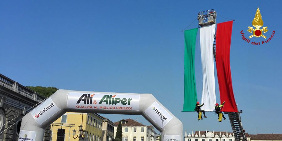 Padova, i Vigili del fuoco alla XVIII edizione della "Padova Marathon"