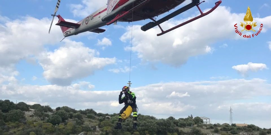 Ragusa, soccorso un escursionista maltese precipitato in un anfratto