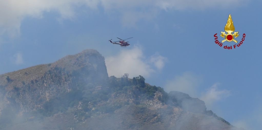 Messina, i Vigili del fuoco del Comando impegnati in due diversi interventi