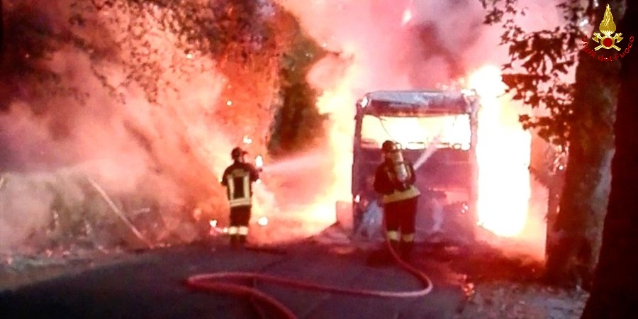 Rieti, incendio bus