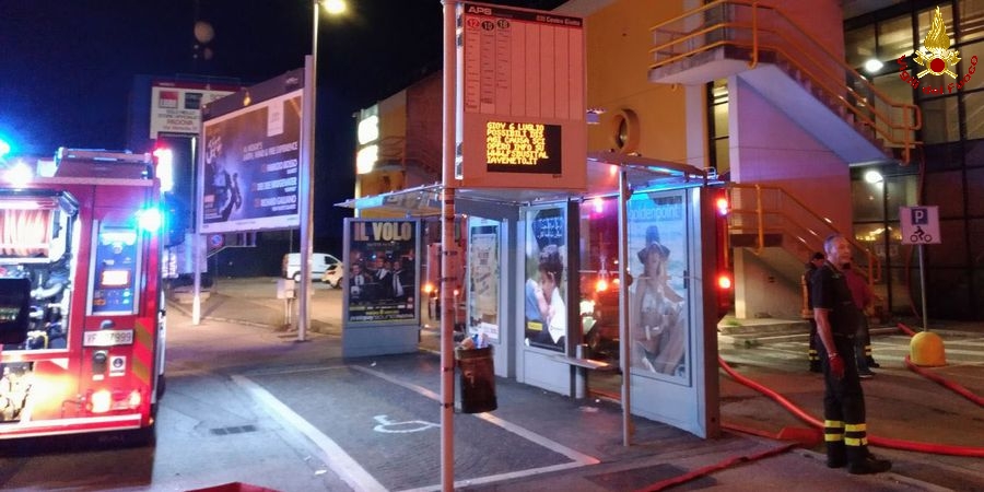 Padova, incendio in un centro commerciale