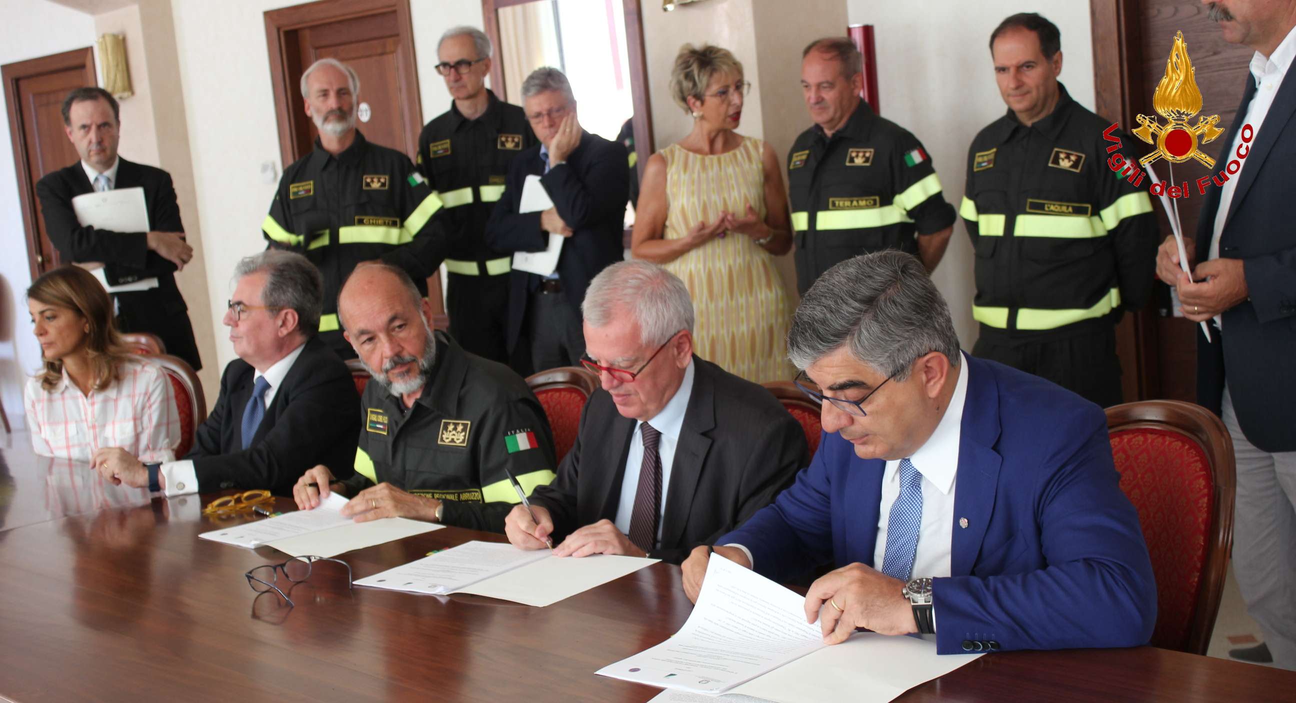 Antincendi boschivi, la Regione Abruzzo sottoscrive un protocollo d'intesa con il Corpo Nazionale