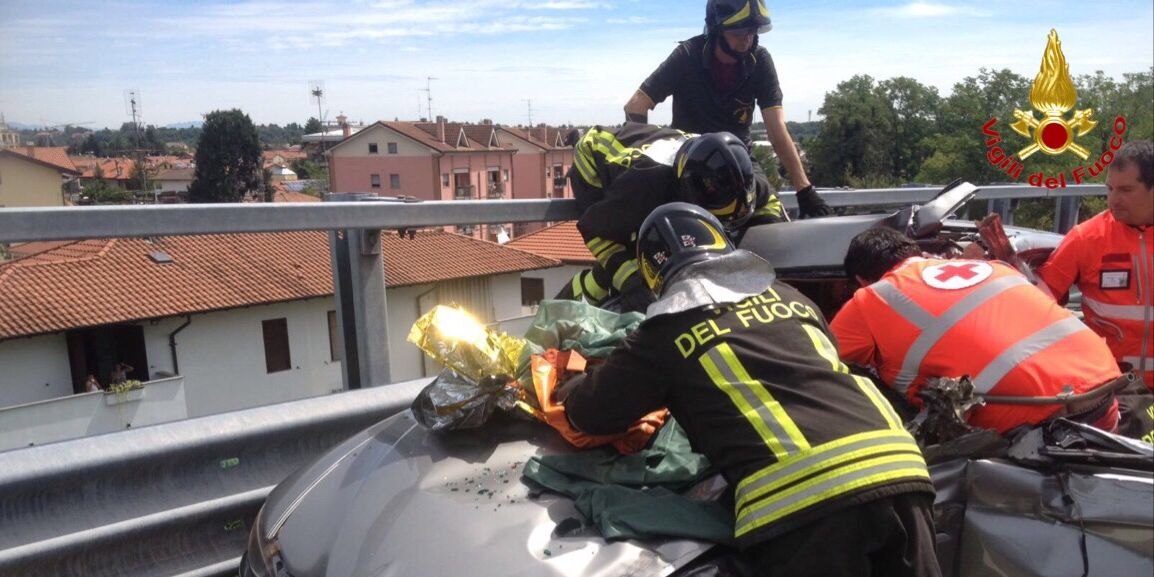 Varese, grave incidente stradale sull'autostrada dei Laghi "A.26"