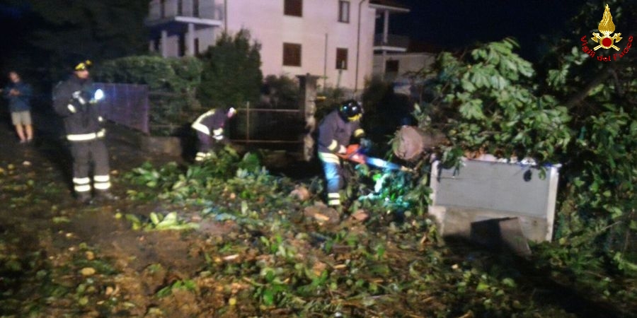 Novara, ondata di maltempo si abbatte sulla provincia