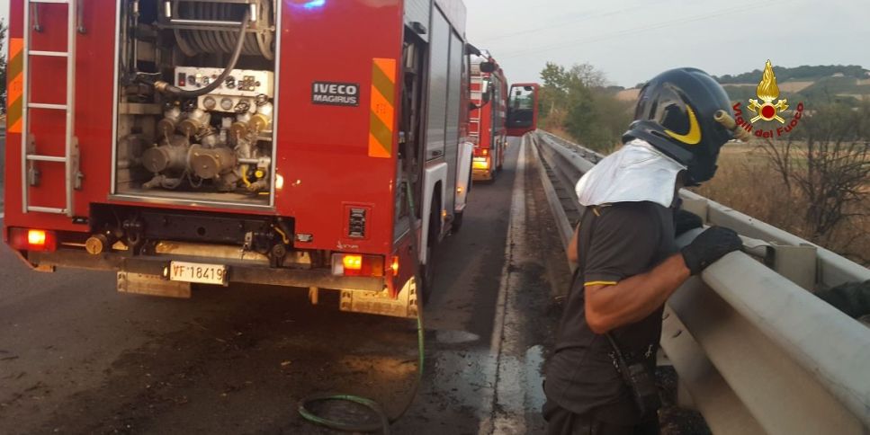 Ancona, domato incendio nel territorio del comune di Jesi