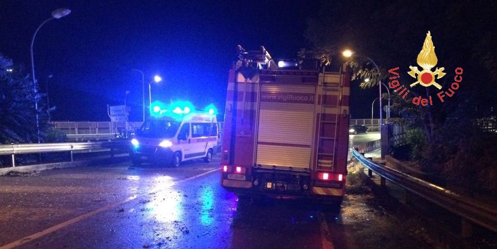 Catanzaro, soccorsa una donna precipitata da un viadotto