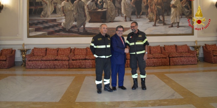 Catania, il Direttore regionale, Roberto Lupica in visita al Comando dei Vigili del fuoco