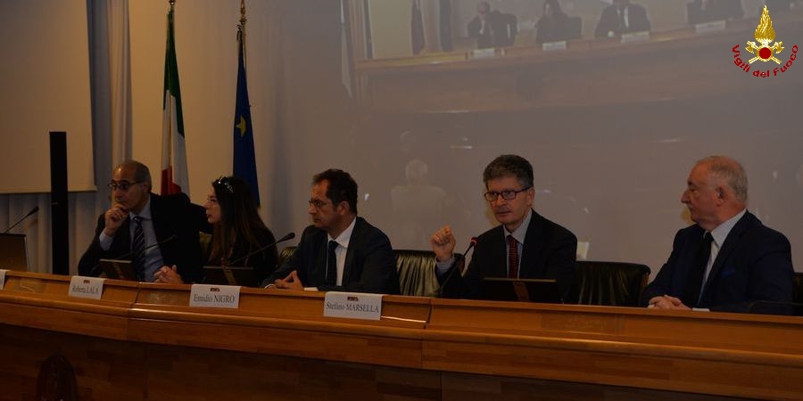 ISA, seminario sulla progettazione di autorimesse ed edifici industriali in struttura di acciaio