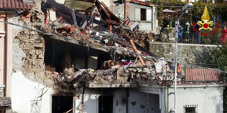 Trieste, esplosione in una villetta