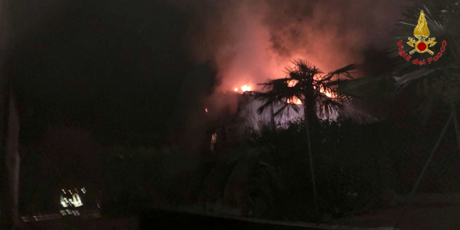 Varese, incendio abitazione nel comune di Mornago