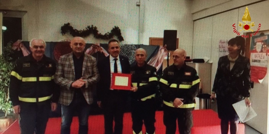 Pesaro-Urbino, riconoscimento al Comando dei Vigili del fuoco alla 13° edizione del premio "La Baia Verde Blu" di Gabicce Mare
