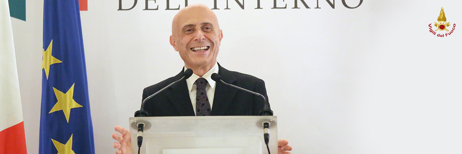 Gli auguri per il nuovo anno del ministro dell'Interno Marco Minniti