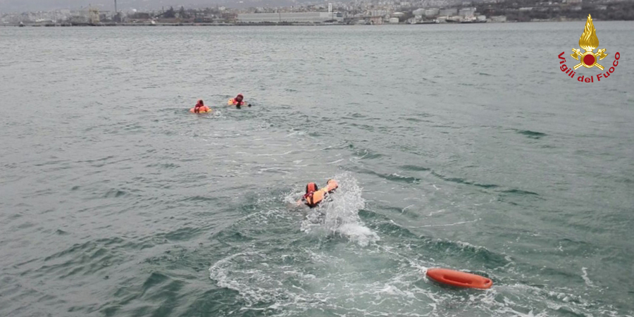 Trieste, attività addestrativa per il mantenimento della qualifica di soccorritore SA