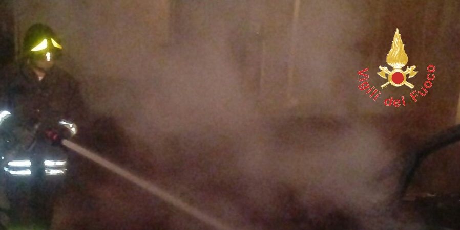 Catanzaro, incendio autovetture nel comune di Pianopoli