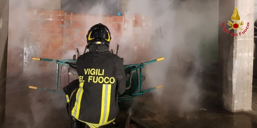 Perugia, incendio nella vetreria di Piegaro