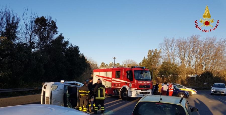 Roma, incidente stradale nel comune di Fiumicino
