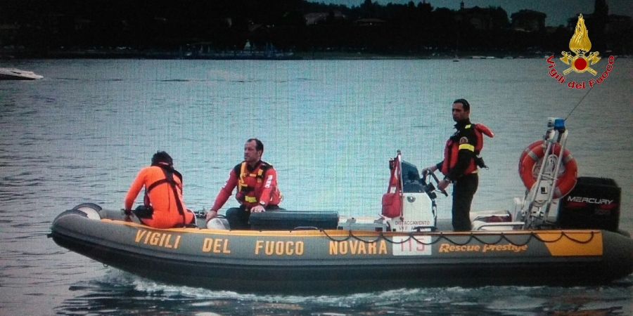 Novara, soccorsa imbarcazione sul lago Maggiore