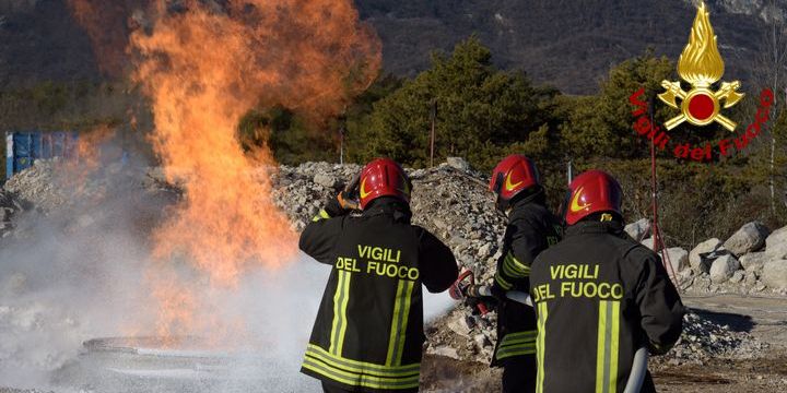 Venezia, concluso il primo Corso sperimentale nazionale GNL (Gas Naturale Liquefatto)