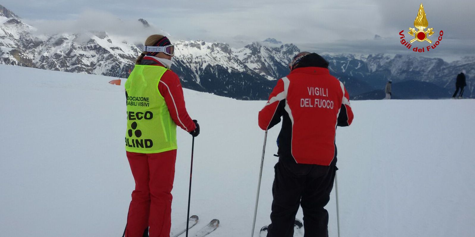 Belluno, iniziativa di solidarietà dei Vigili del fuoco con i disabili visivi sulle Dolomiti