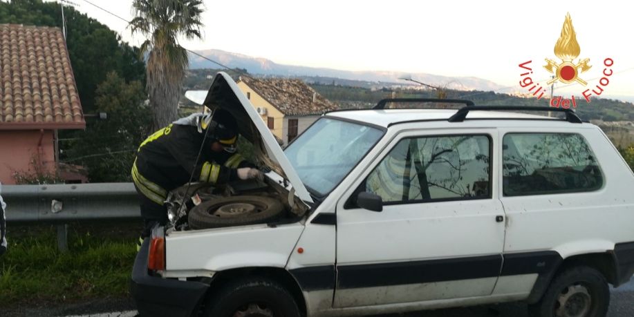 Catanzaro, grave incidente stradale nel comune di San Sostene