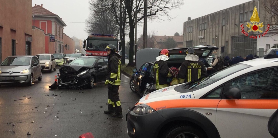 Varese, diversi interventi dei Vigili del fuoco sul territorio della provincia