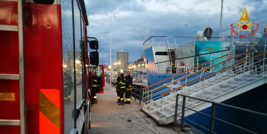 Genova, due interventi di rilievo dei Vigili del fuoco