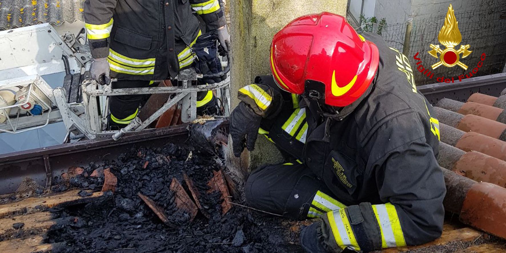 Padova, incendio sottotetto abitazione nel comune di Pontelongo