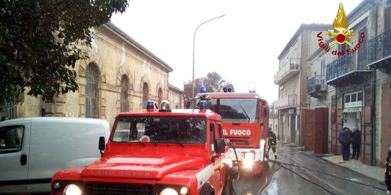 Messina, incendio appartamento nel comune di Mistretta
