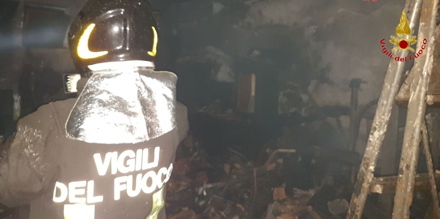 Catanzaro, incendio sala condominiale in edificio cittadino