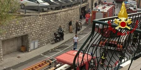 La Spezia, evacuata palazzina in centro città per cedimento strutturale