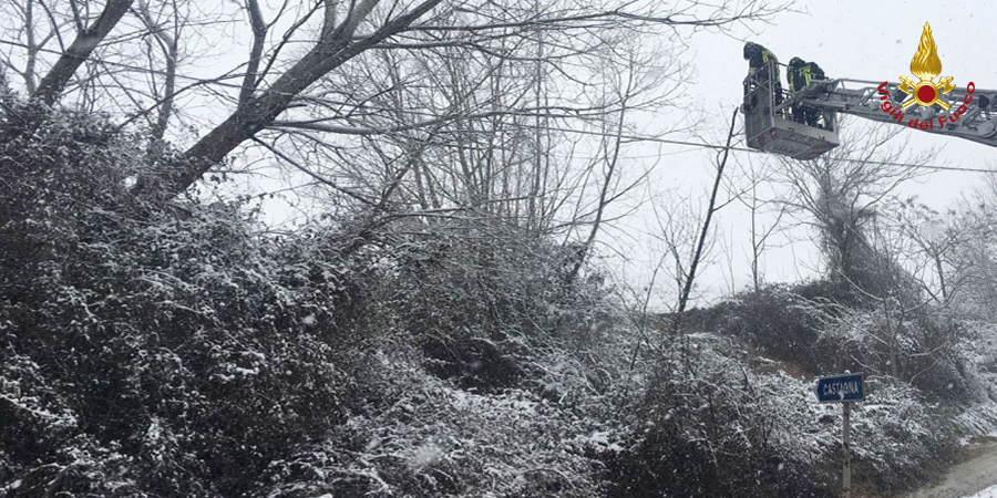 Ancona, frana danneggia linea telefonica