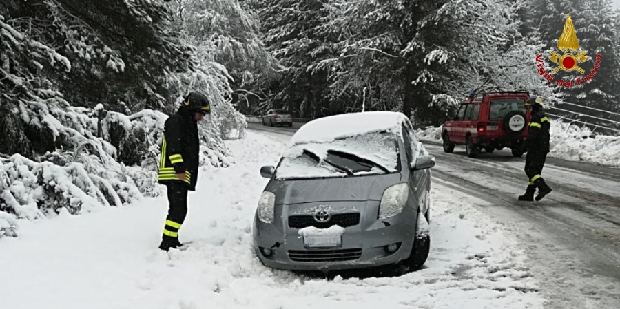 Catanzaro, diversi interventi dei Vigili del fuoco a causa del maltempo che ha investito tutta la provincia