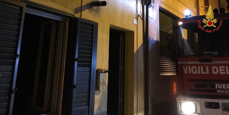 Sassari, incendio abitazione sull'isola della Maddalena