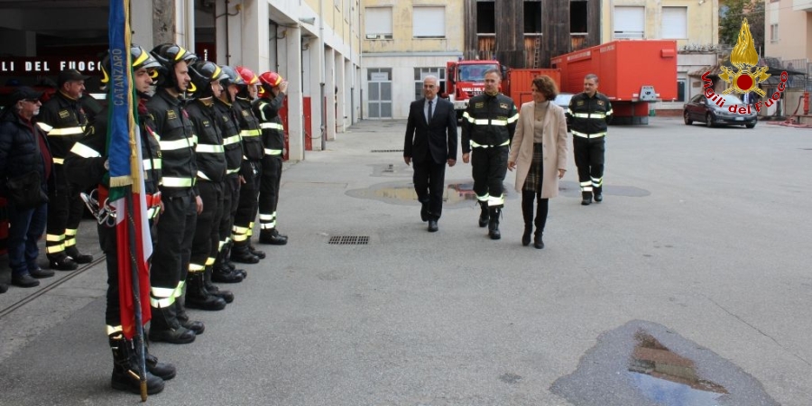 Catanzaro, visita del Prefetto Francesca Ferrandino al Comando dei Vigili del fuoco