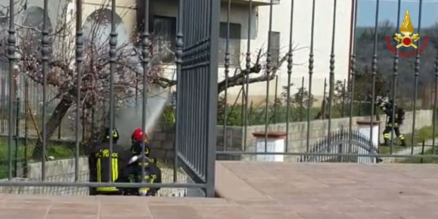Teramo, incendio bombole gpl