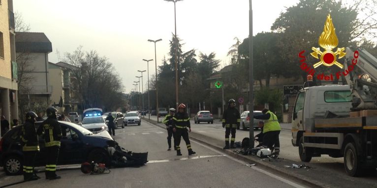 Ancona, incidente stradale nel comune di Jesi